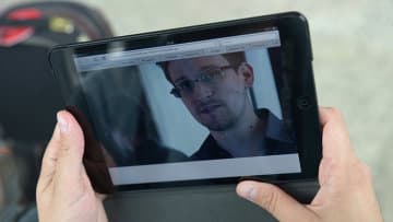 Microsoft provided encrypted messages key and Skype calls access to NSA