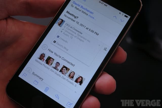 LinkedIn Intro iOS app intercept user’s emails in iPhone and much more