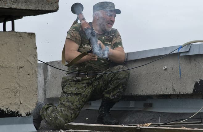 Satellite images demonstrate that Ukraine is hit by pro-Russian troops across the border