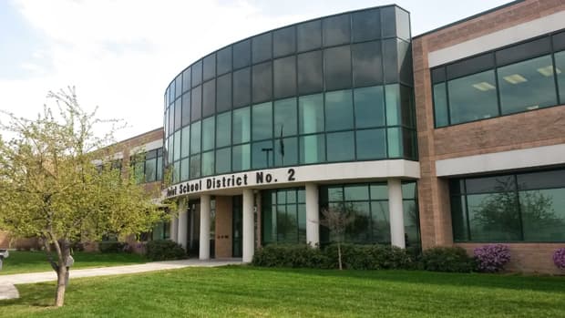A student hired hackers to attack schools of the West Ada school district