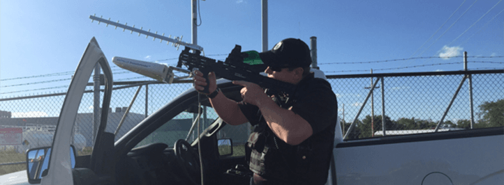 DroneDefender, electromagnetic gun that shoot down drones