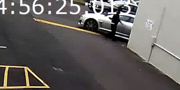 How to steal Jaguar XFR  cars in 60 seconds by hacking them
