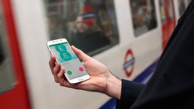 Snooping Samsung S6 calls with bogus base stations