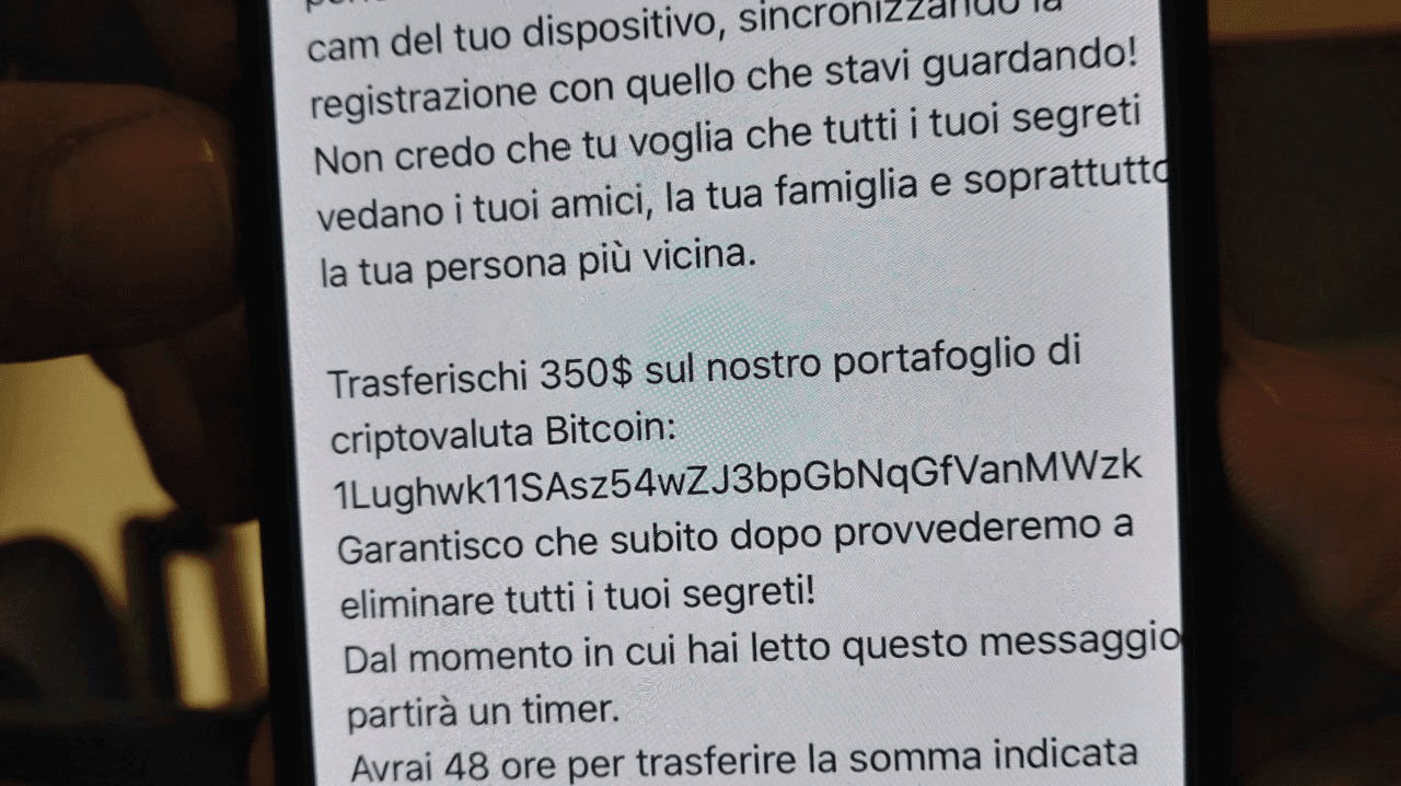 Experts warns of a new extortion campaign based on the Breach Compilation archive