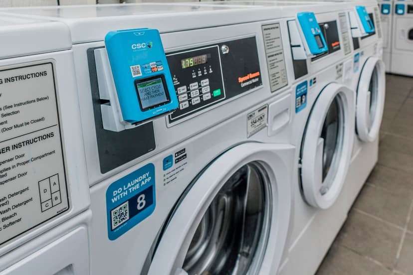 Two students uncovered a flaw that allows to use laundry machines for free