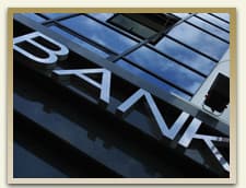 Iran, 3M bank accounts hacked.Hypothesis on cyber warfare scenario