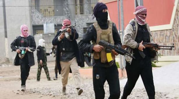 How does the ISIS control the Internet?