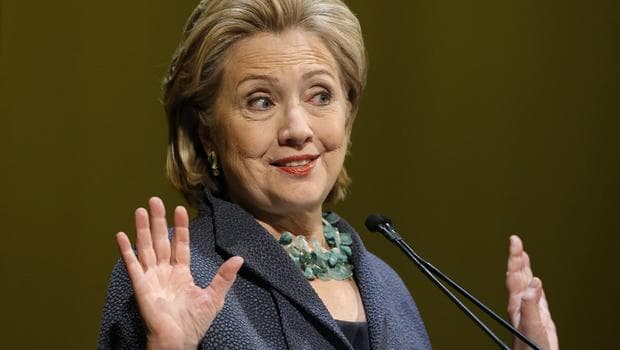 Hillary Clinton calls tech companies to create a Manhattan Project for Encryption