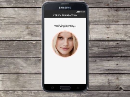 Pay-by-Selfie – MasterCard is replacing the customer password with his selfie