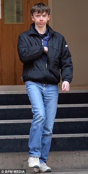 British youngster pleading guilty to booter and malware sales