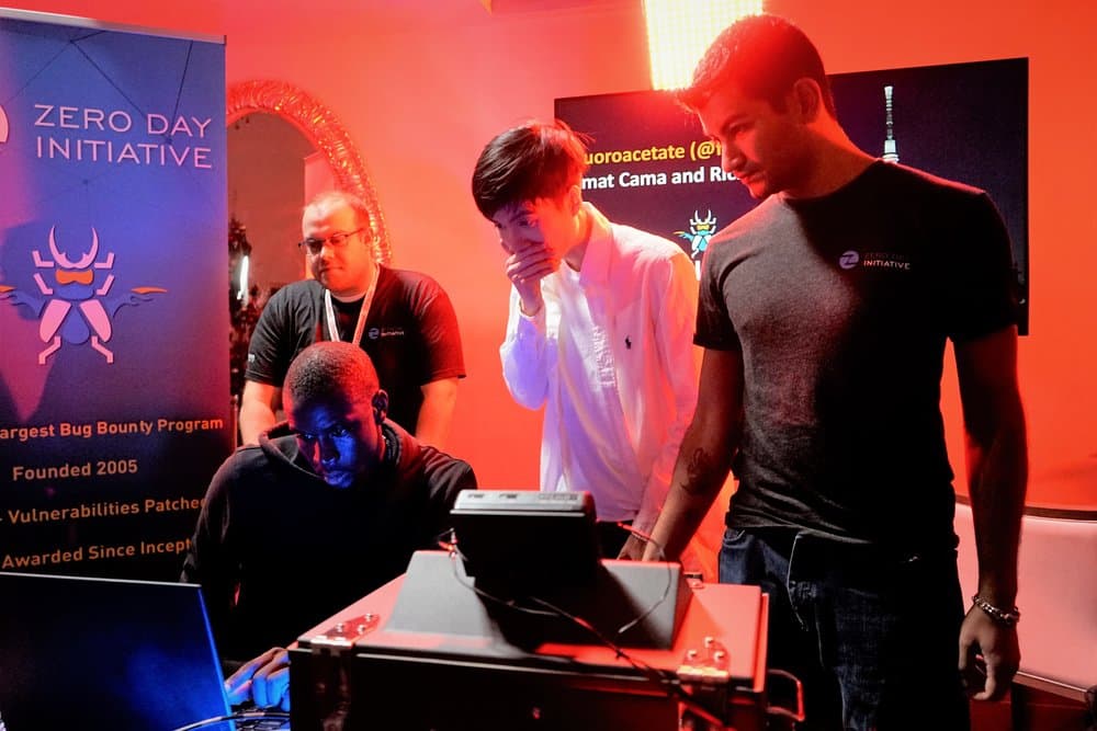 Pwn2Own Tokyo 2018 – iPhone X exploits paid over $100,000